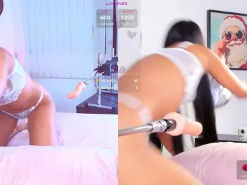 Little-Siena  live sex cam