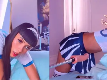 Little-Siena  live sex cam