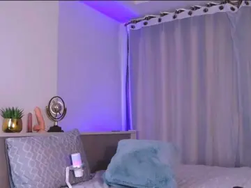 MinaGlow  live sex cam