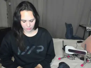 RubyGlow  live sex cam