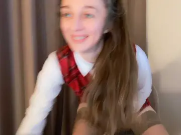 Shy-SweetGirl  live sex cam