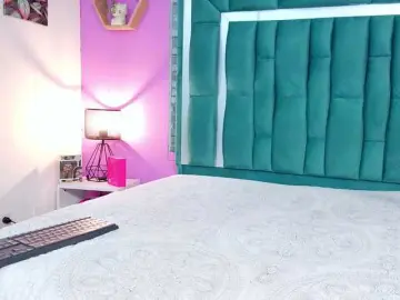 VALERYANDERSON  live sex cam