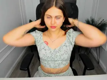 AngelicaSavarew  live sex cam