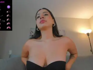 BrennaWalker  live sex cam