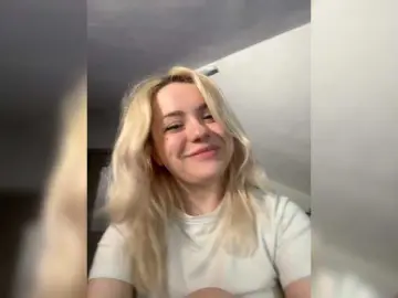 CassieCuteees  live sex cam
