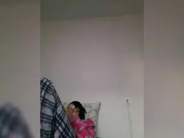 Katy19801  live sex cam