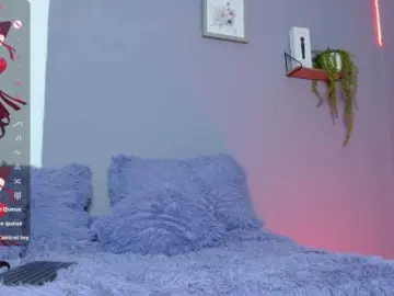 Naia-Ashford  live sex cam