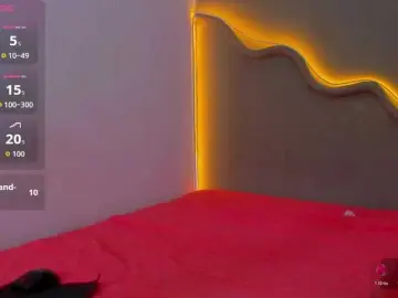 Amiina-18  live sex cam