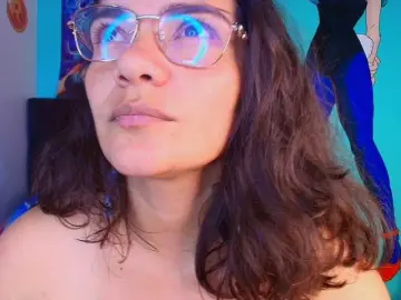 Bulma-hot-  live sex cam