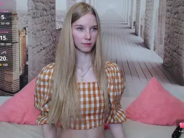 Cutieblondegirl  live sex cam