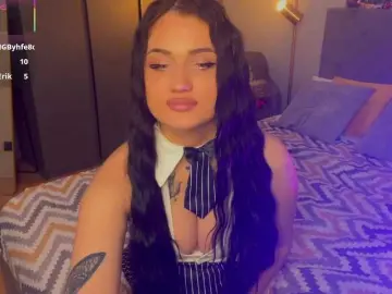 Fatalefemme  live sex cam