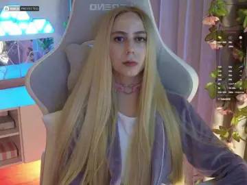 -Light-Fury-  live sex cam