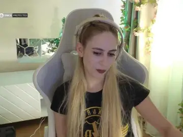 -Light-Fury-  live sex cam