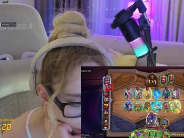 -Light-Fury-  live sex cam