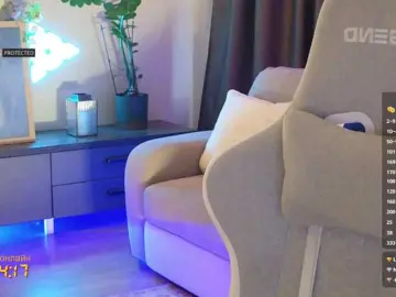 -Light-Fury-  live sex cam