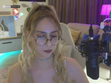 -Light-Fury-  live sex cam