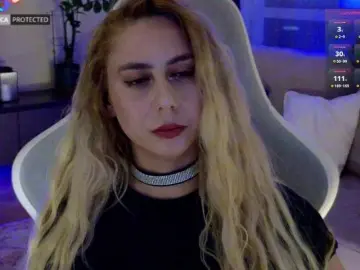 -Light-Fury-  live sex cam