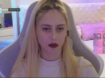 -Light-Fury-  live sex cam