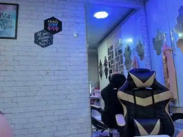 Atriadok  live sex cam