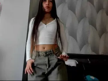 Bambiiiii  live sex cam