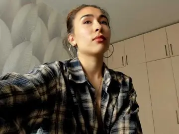 Bambiiiii  live sex cam