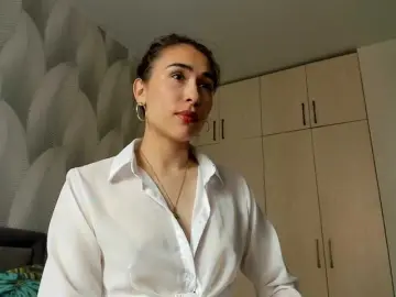 Bambiiiii  live sex cam
