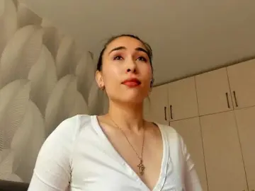 Bambiiiii  live sex cam