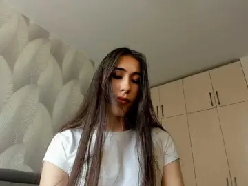 Bambiiiii  live sex cam