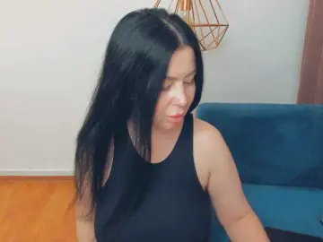 BrilliantGirll  live sex cam