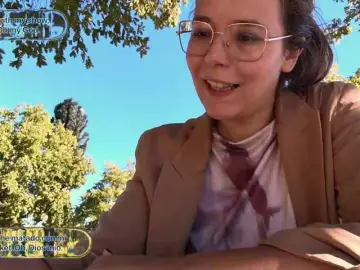 Emy-Lana  live sex cam
