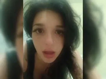 Tastycakes96  live sex cam