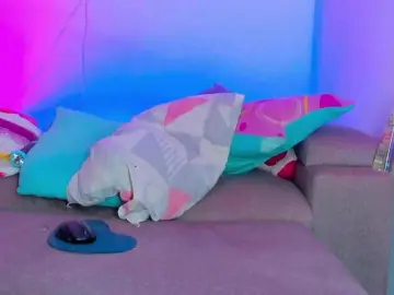 Angisousa  live sex cam