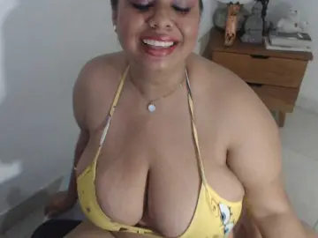 Alicebigboobs  live sex cam