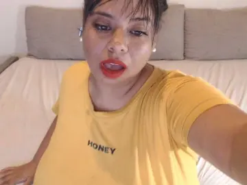Alicebigboobs  live sex cam
