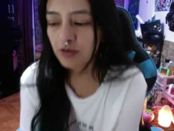 AngelaQueen  live sex cam