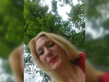 BellaTeall  live sex cam