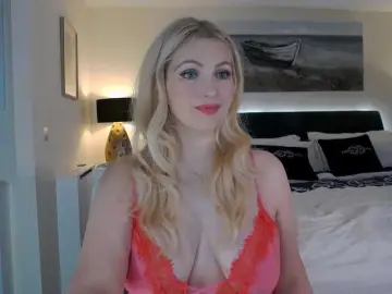 DeliciousAlba  live sex cam