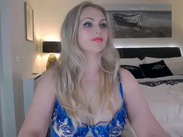 DeliciousAlba  live sex cam