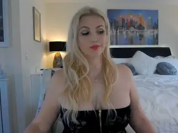 DeliciousAlba  live sex cam