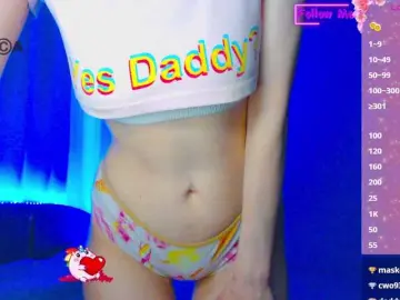 Emelicristal  live sex cam