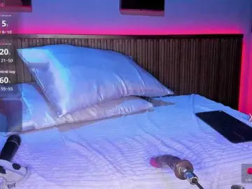 Kallen-kozuky  live sex cam