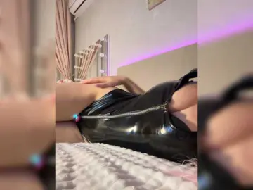 Milena7774  live sex cam