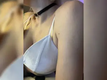 Milena7774  live sex cam