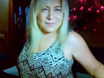 Savan35na  live sex cam