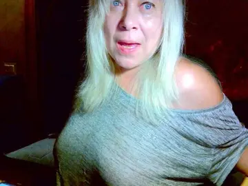 Savan35na  live sex cam