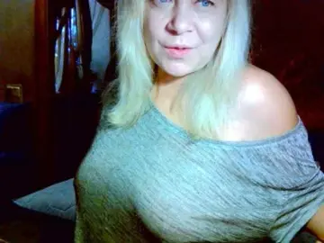 Savan35na  live sex cam