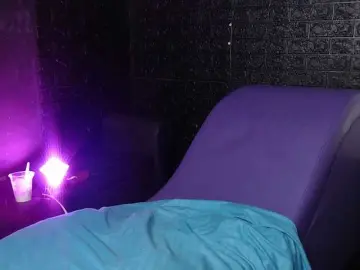 SweetMoniica  live sex cam