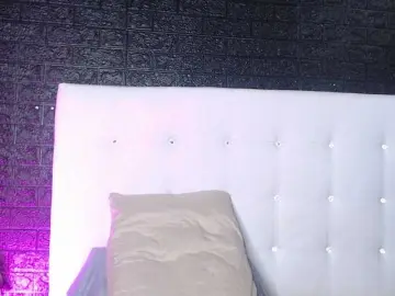 SweetMoniica  live sex cam