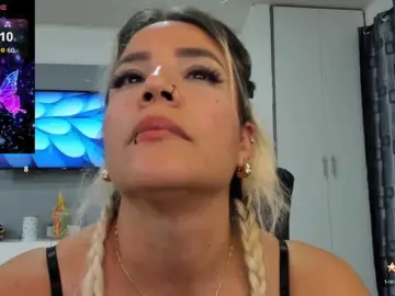 Luckyjok  live sex cam