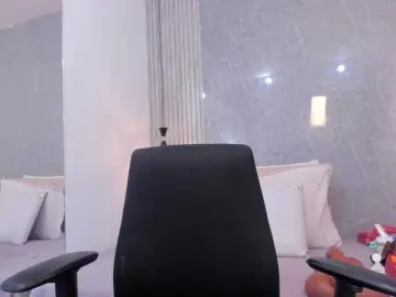 Eva-milfxxx  live sex cam